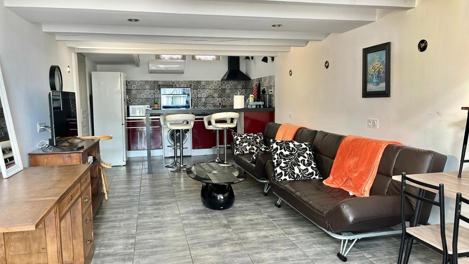 Chez Ben Avec Tout Le Confort Clim Wifi Netflix Gratuit Castres  Buitenkant foto